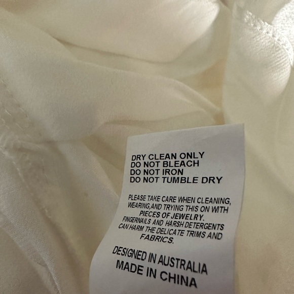 Elliatt Saronic One-Shoulder White Mini Dress Size Medium - Picture 4 of 5